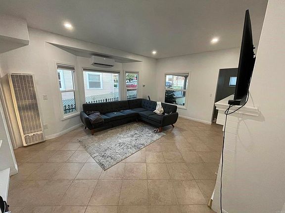 3rd image of 344-46 19th St
