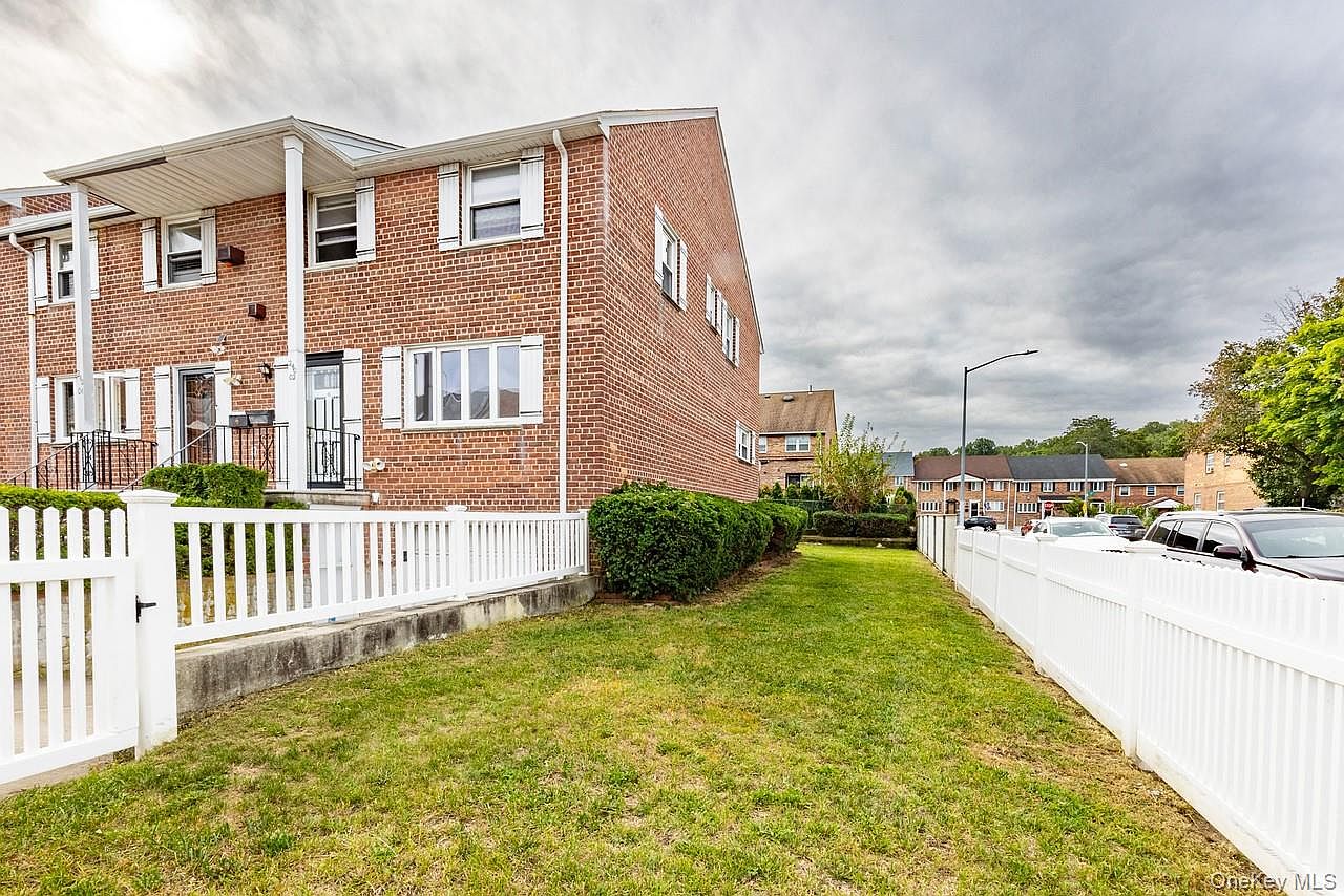 240-02 65th Avenue, Little Neck, NY 11362 | Zillow