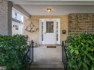 2504 E County Line Rd, Ardmore, PA 19003