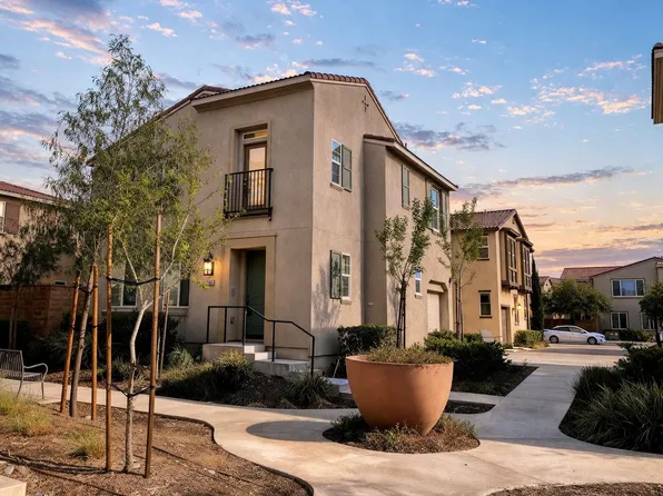 7155 Citrus Ave, Fontana, CA