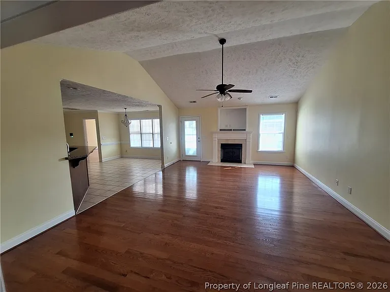 1941 Abbeydale Ln — Photo 6