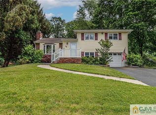 68 Canterbury Rd, East Brunswick, NJ 08816