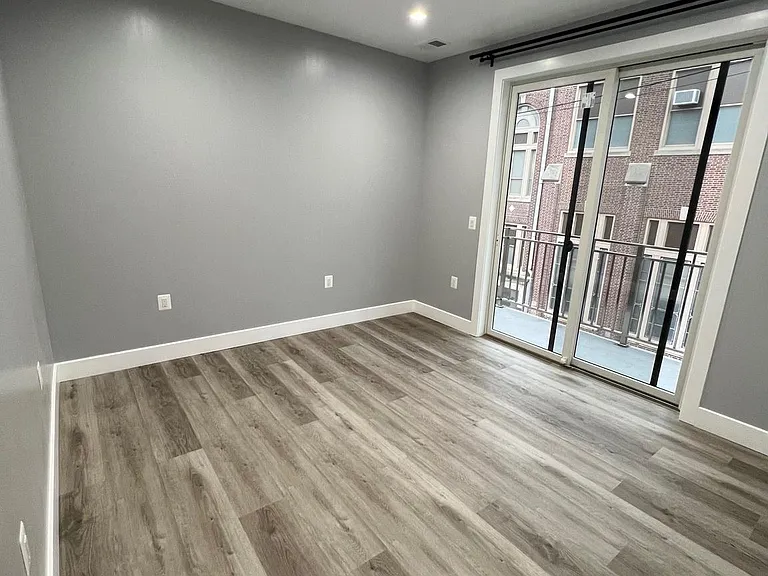 700 N Marshall St #2 — Photo 11