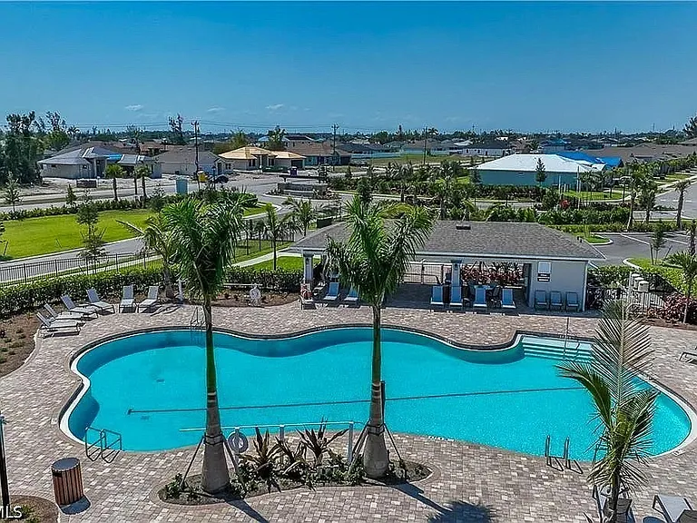 417 Coral Reef Pl — Photo 19