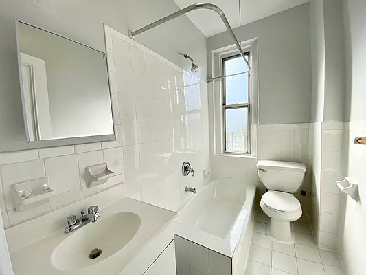 Rented by Bruma Realty LLC | media 13