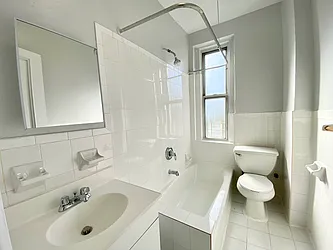 Rented by Bruma Realty LLC