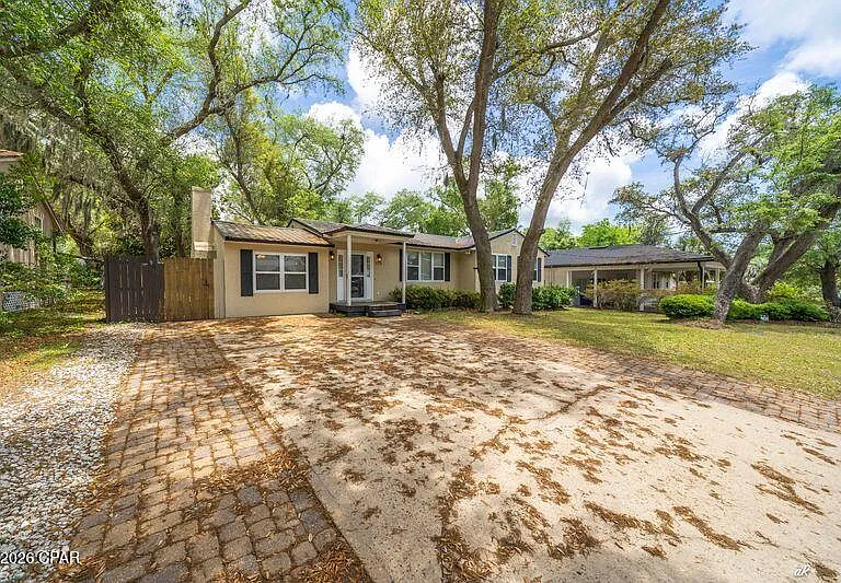 108 N Marie Dr — Photo 3