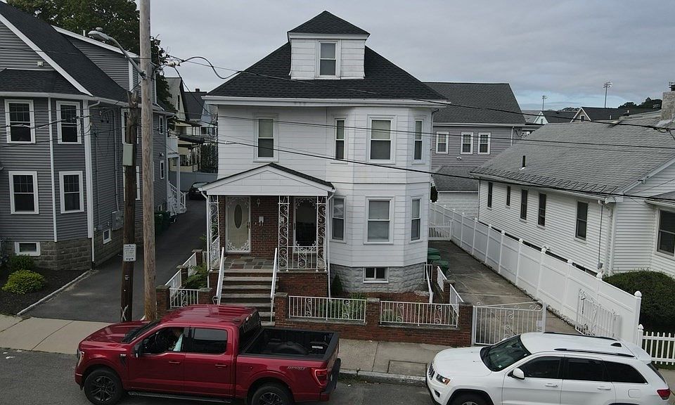1st image of 60 Dartmouth St