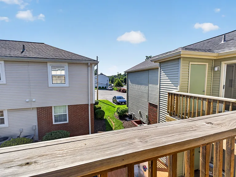 8955 Wrenwood Ln — Photo 23