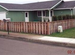 4415 Glenview Ave, Tillamook, OR 97141
