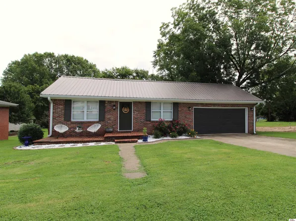 328 Chestnut St, La Center, KY 42056