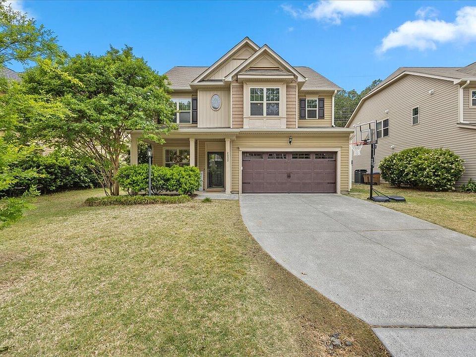 1st image of 2032 Longmont Dr