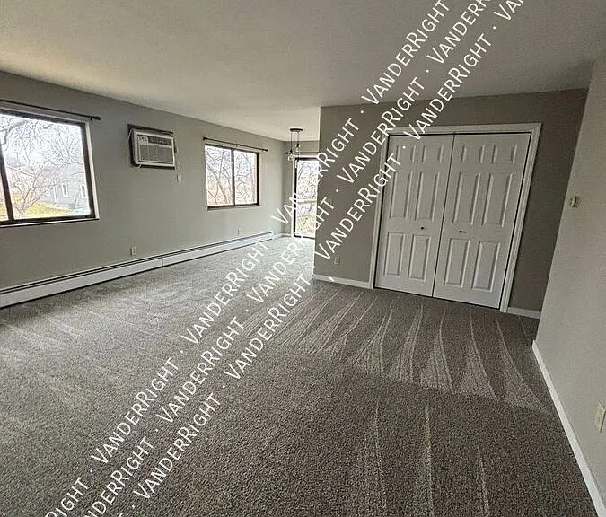 215 N Lincoln St #7 — Photo 6
