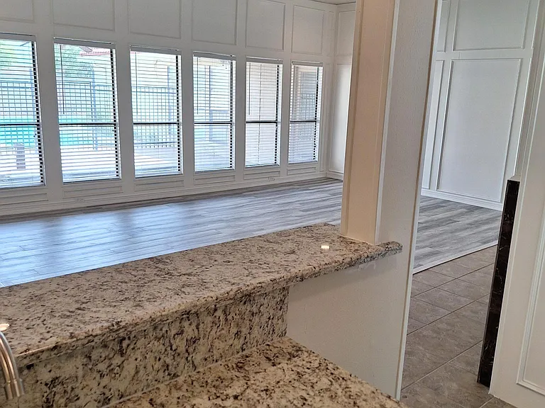 6423 La Manga Dr — Photo 7