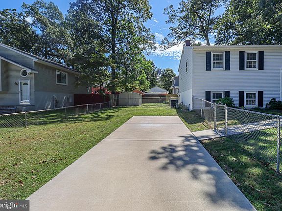 4th image of 815 Duvall Hwy #39