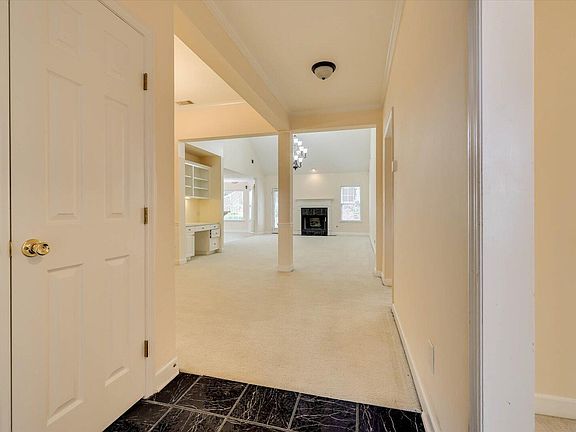 5th image of 615 Ventana Drive