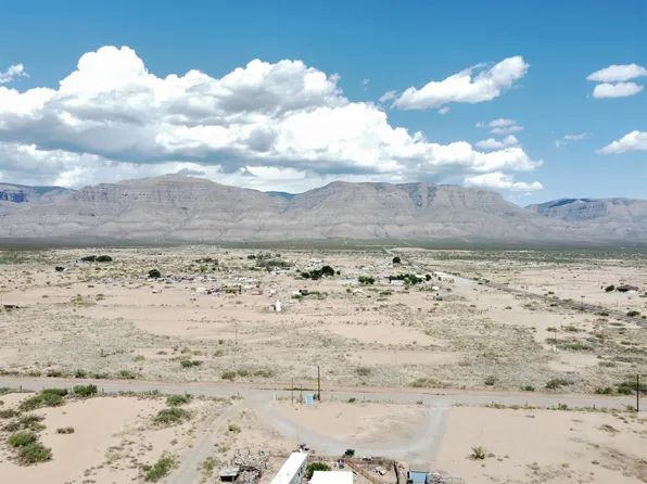 82 La Sala Grande, Alamogordo, NM 88310