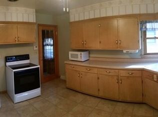 4062 N 69th St, Milwaukee, WI 53216