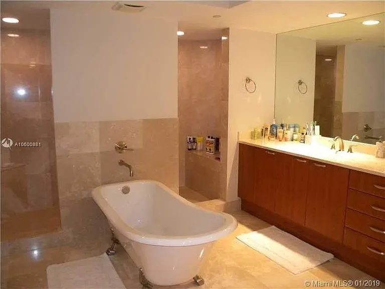 3301 NE 183rd St #907 — Photo 16