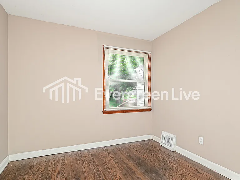 10409 Niblic Dr — Photo 3