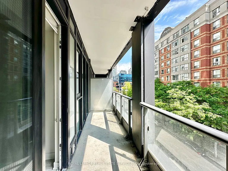 60 Princess St #338 — Photo 14