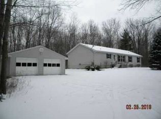 3201 Waltan Rd, Vassar, MI 48768