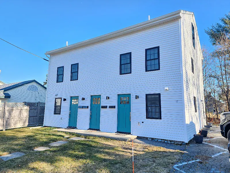 17 Bruce St #3