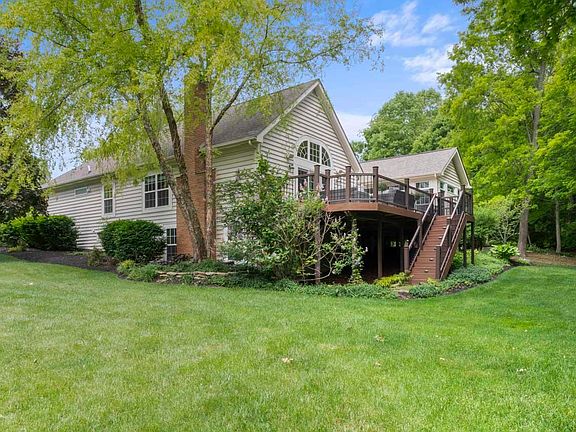 3rd image of 5092 Meyers Cove Ct
