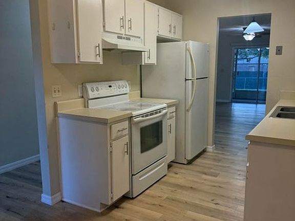 3rd image of 1341 Cheney Hwy Unit E