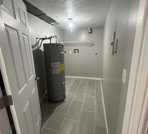 Washer/Dryer hook ups all electric
Full laundry room
