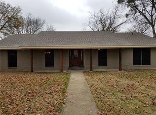 1105 Griffith Ave, Terrell, TX 75160