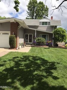 19907 Salisbury St, Saint Clair Shores, MI, 48080