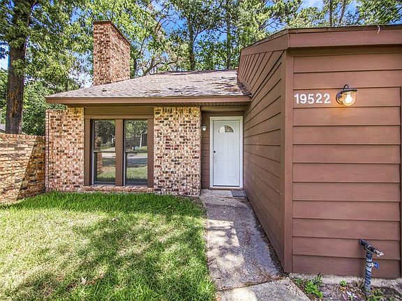 3rd image of 19522 Gamble Oak Dr