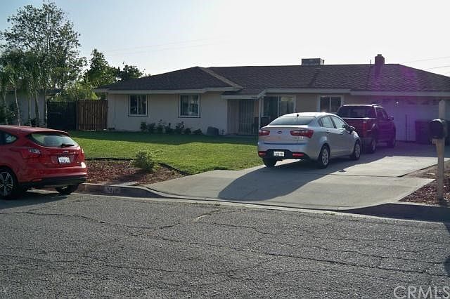 1st image of 3418 Manzanita Dr