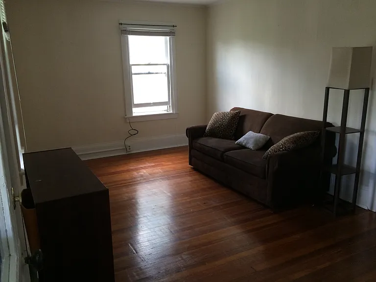 221 W Lincoln St #2 — Photo 17