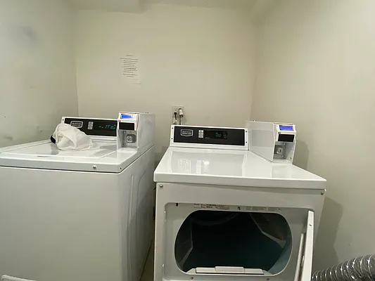 Rented by ERNY LLC | media 42