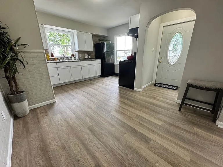 4351 Texas St — Photo 5