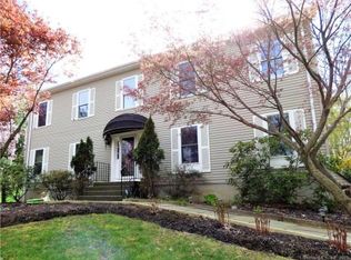 4 McKay Rd, Danbury, CT 06811