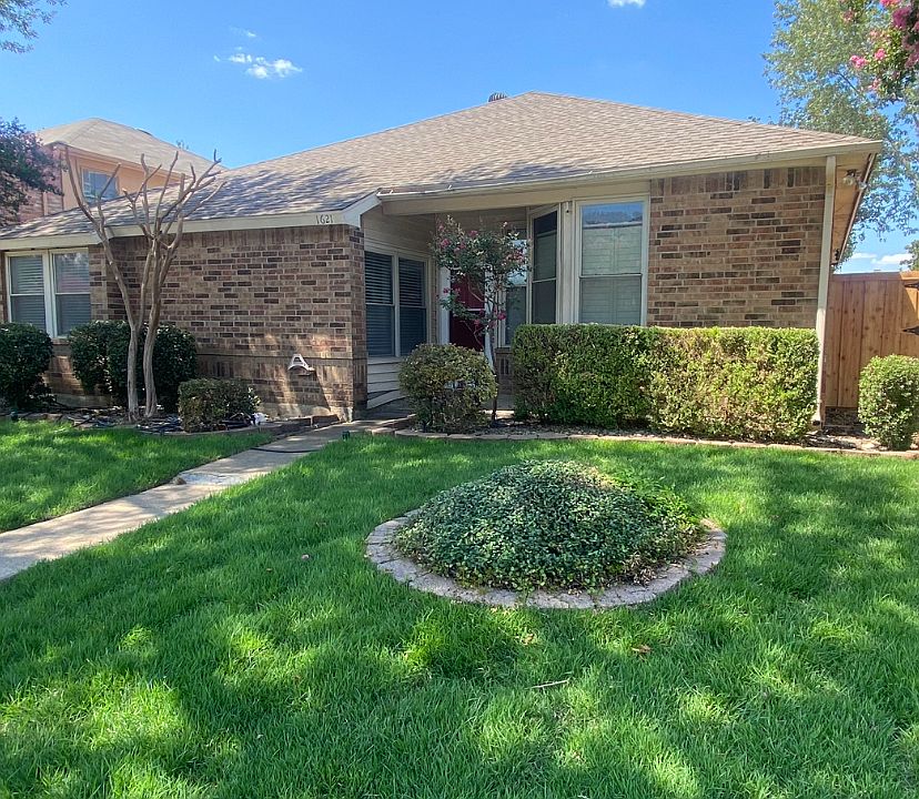 1st image of 1621 Urbana Cir