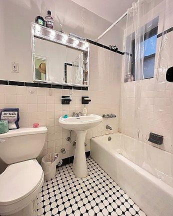 5th image of 414 E 85th St APT 3C