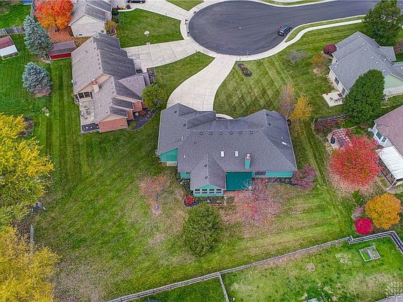 3rd image of 552 Rhondavu Ct