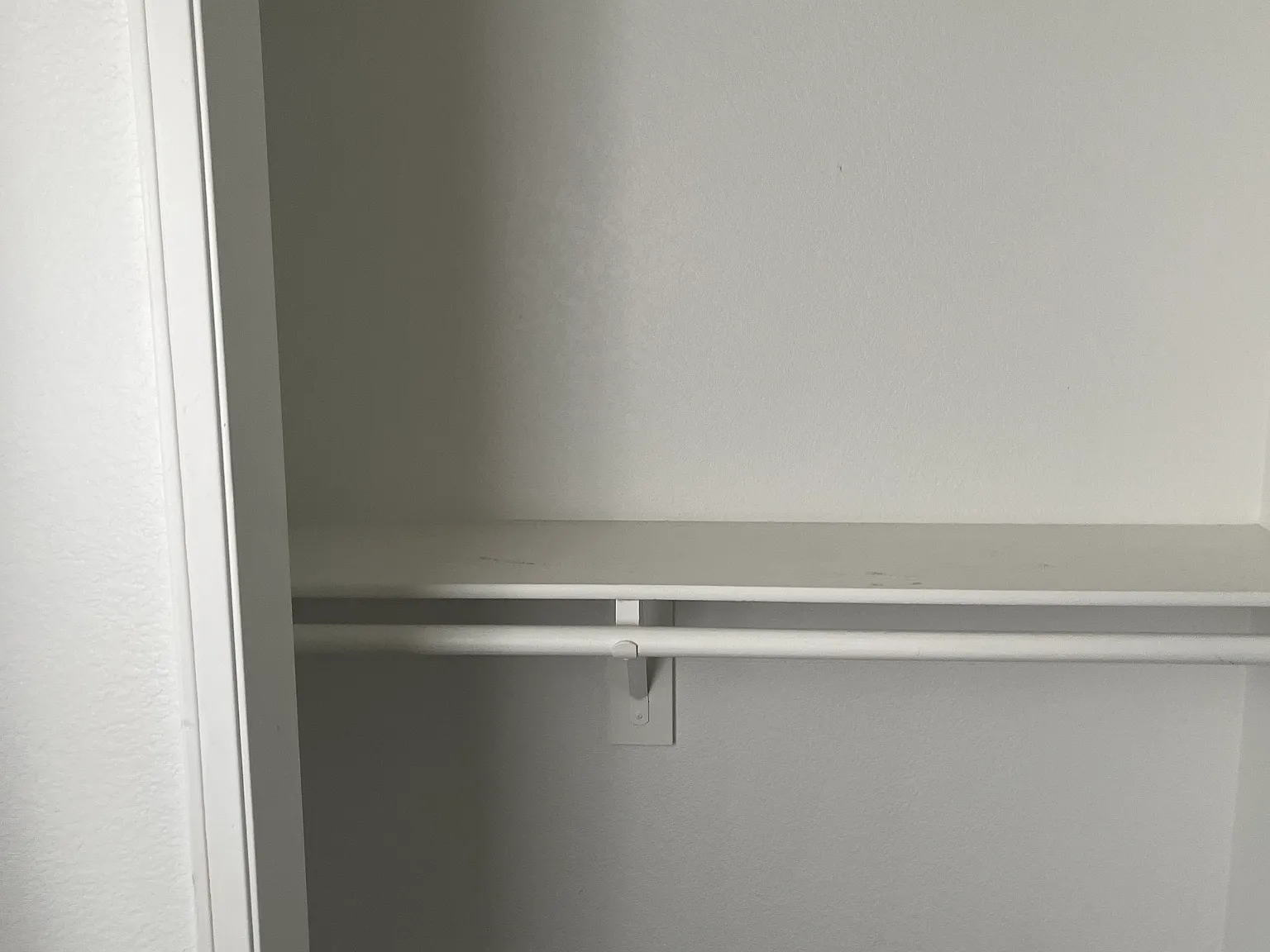 2 bed, 908 sqft, $1,200 — Photo 3
