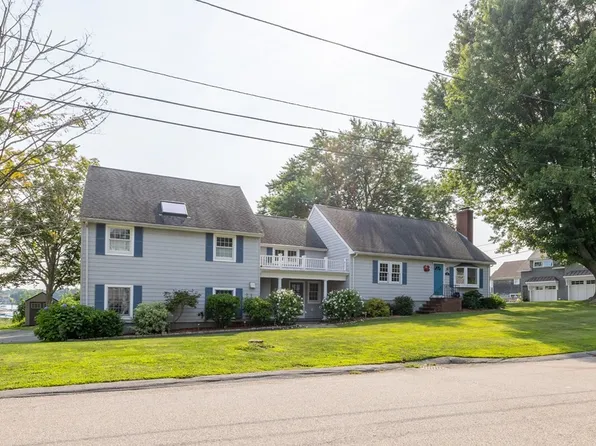 15 Doty Ave, Danvers, MA 01923