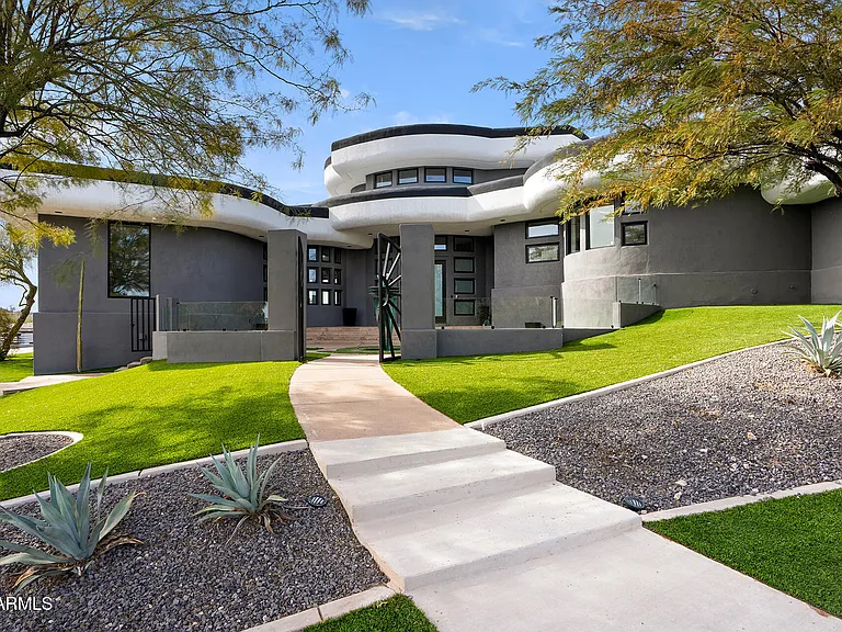 3282 E Palo Verde Dr — Photo 7