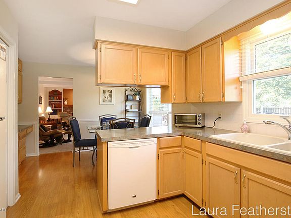 2nd image of 6141 Blythefield Ave NE