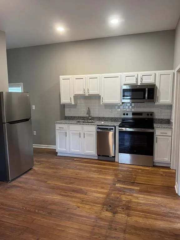 1279 S Preston St — Photo 2