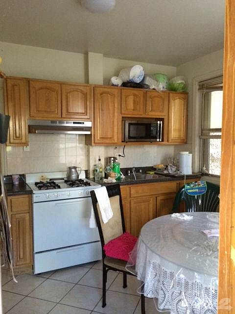 Kitchen 1st Fl