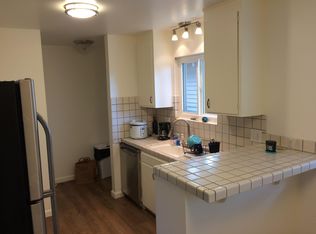 2520 10th Ave APT B, Oakland, CA 94606