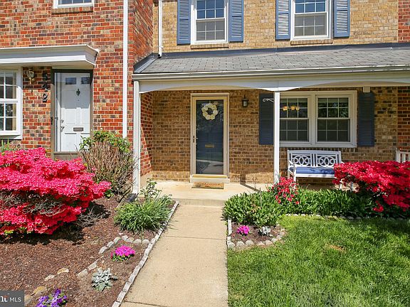 2nd image of 544 Azalea Dr Unit 43