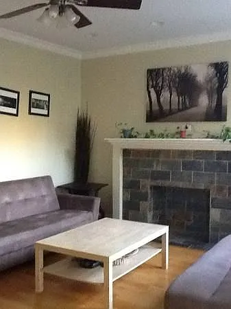 3 bed, 1800 sqft, $950 — Photo 2
